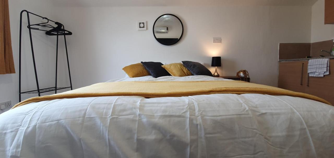 Fast Broadband, Budget Stay, Free Netflix. Cardiff Bagian luar foto